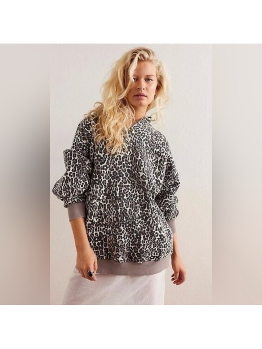 NWOT size Small Free People It’s a Vibe printed hoodie